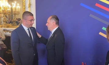 Мицкоски и Герапетритис разговарале на маргините на Самитот на Берлинскиот процес во Лондон