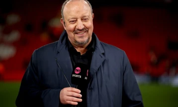 Рафа Бенитез седнува на клупата на Панатинаикос