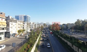 Министерството за транспорт на Грција со смс порака до граѓаните: Ако го сакаш твоето семејство, внимавај како возиш