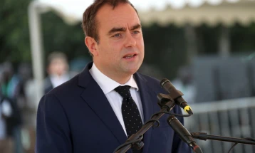 Лекорни под нов притисок од социјалистите околу францускиот буџет