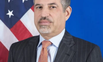 Американскиот дипломат Стив Фејган именуван за цивилен шеф на телото за надгледување на примирјето во Газа