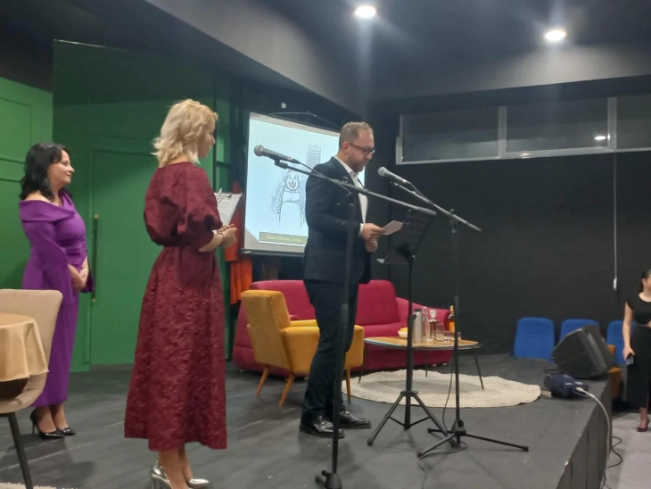 Започна „Ин Виница веритас“, објавени имињата на авторите на најдобрите три карикатури