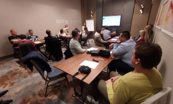 Дебата и обука на тема „Еднаквост и недискриминација“