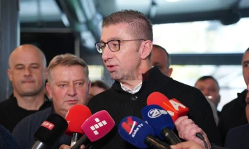 Мицкоски за барањето на опозицијата за предвремени избори: Понекогаш тоа што го посакуваат може и да им се случи, па после да не биде лелекање