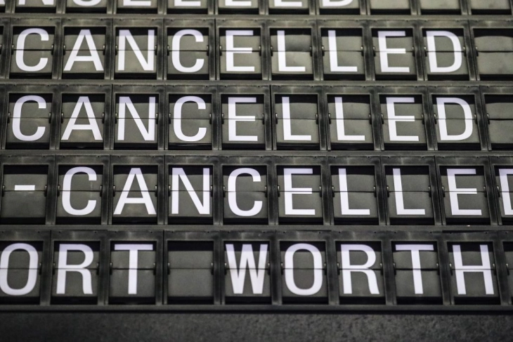 Во САД вчера одложени повеќе од 8000 летови