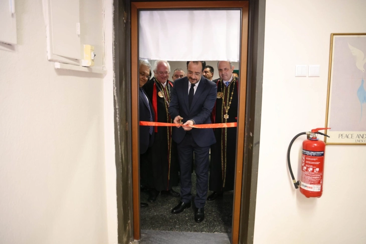 Претседателот на Кипар свечено ја отвори првата катедра за кипарски студии во Грција