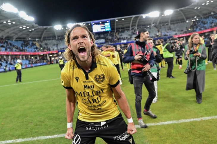 Mjalbi vazhdon të shkruaj histori në futbollin suedez