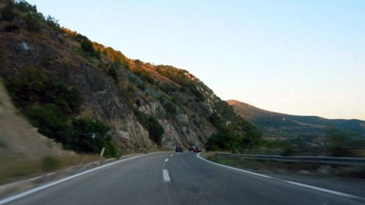 АМСМ: Нормализиран сообраќајот на автопатот Скопје - Велес, кај Башино Село