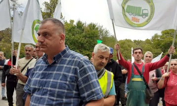 Ристески: Бараме исплата на плата, додатоци на плата и подобри услови за работа за вработените во ЈП „Паркови и зеленило“