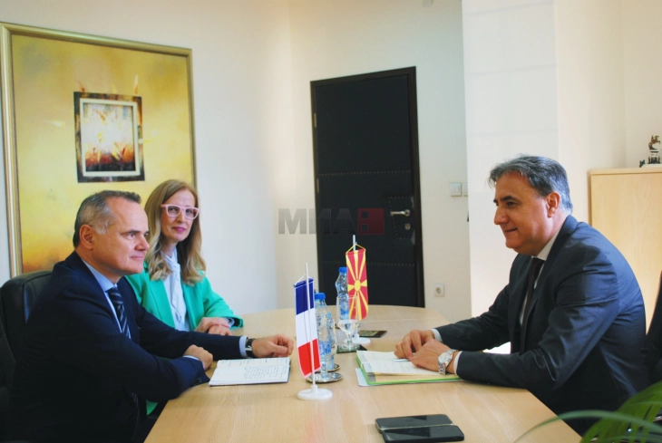 Ambasadori francez Kristof Le Rigoler për vizitë pune në ASHMAA