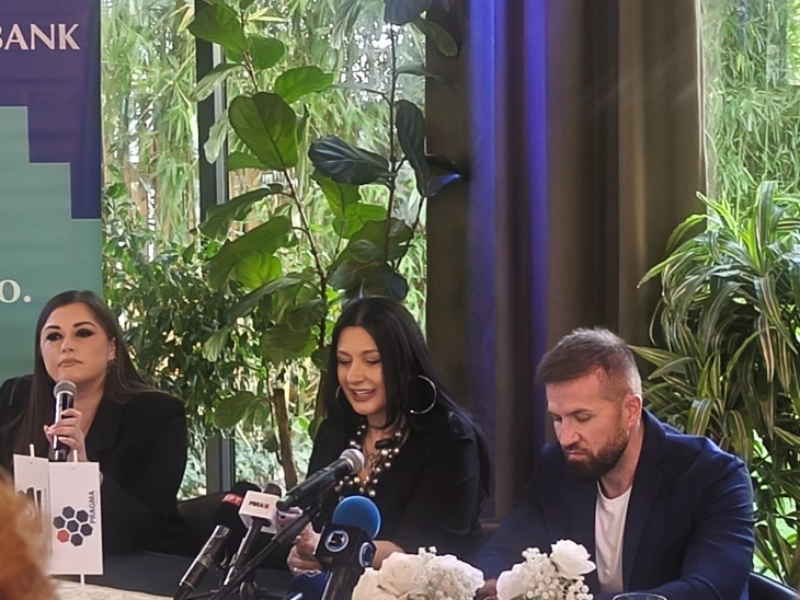 Калиопи најавува три акустични концерти во Филхармонија