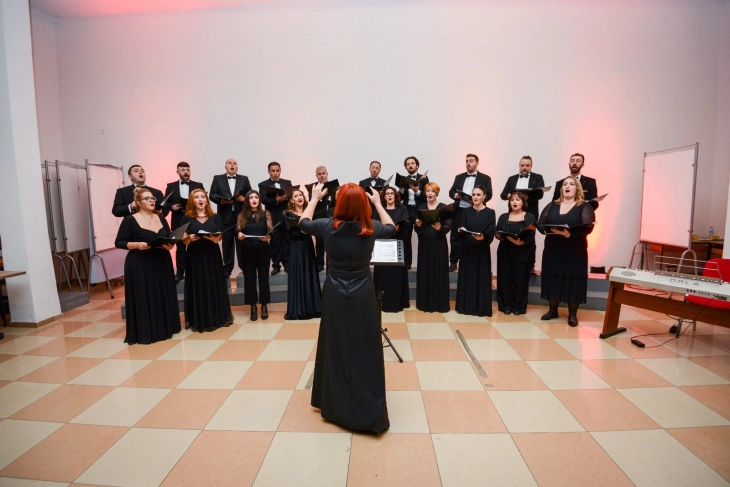 Одржан концерт „Македонска хорска музика“ во Тетово