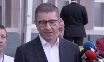 Mickoski says he expects waste problem to be resolved in 72 hours after Gjorgjievski wins and takes over as Skopje mayor
