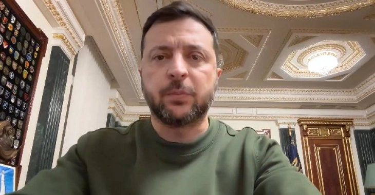 Зеленски: Главната цел на Русите е да го освојат Покровск, борбите се водат и во самиот град