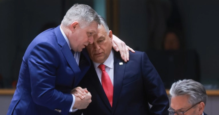 Politiko: Hungaria, Republika Çeke dhe Sllovakia duan të formojnë një aleancë skeptikësh ndaj Ukrainës