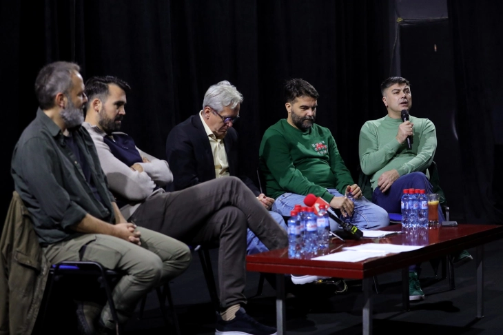 Белградската претстава „Повеќе од игра“ на фестивалот РУТА во Драмски театар-Скопје