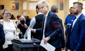 Holandezët votojnë në zgjedhjet më të pasigurta gjatë dekadave të fundit