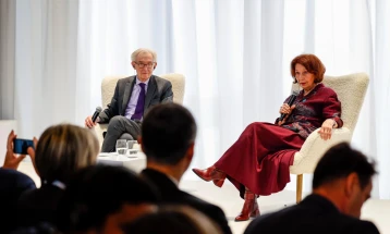 Siljanovska-Davkova at Paris Peace Forum: European integration is dialogue, not dictate