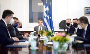 Мицотакис: Годинава во пожарите изгореа 47.700 хектари, нешто помалку од просекот од изминатите 20 години