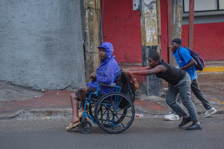 Најмалку 20 загинати на Хаити во поплави предизвикани од ураганот Мелиса