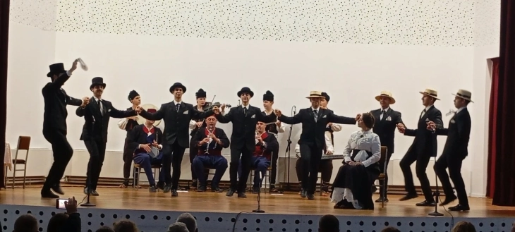 Ансамблот „Македонија“ одржа концерт во Делчево