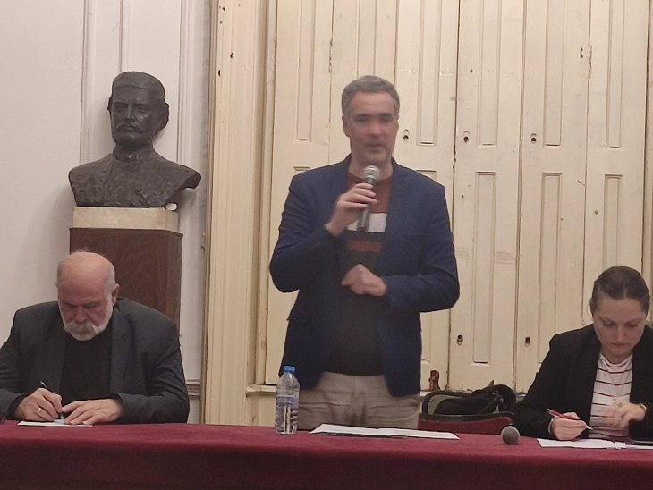 Во Белград во организација на здружението Македониум одржана свечена академија на тема: „11 и 23 Октомври во македонската културна историја“