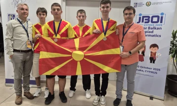 Еден сребрен и еден бронзен медал за македонските јуниори информатичари на Јуниорската балканска олимпијада по информатика во Ларнака