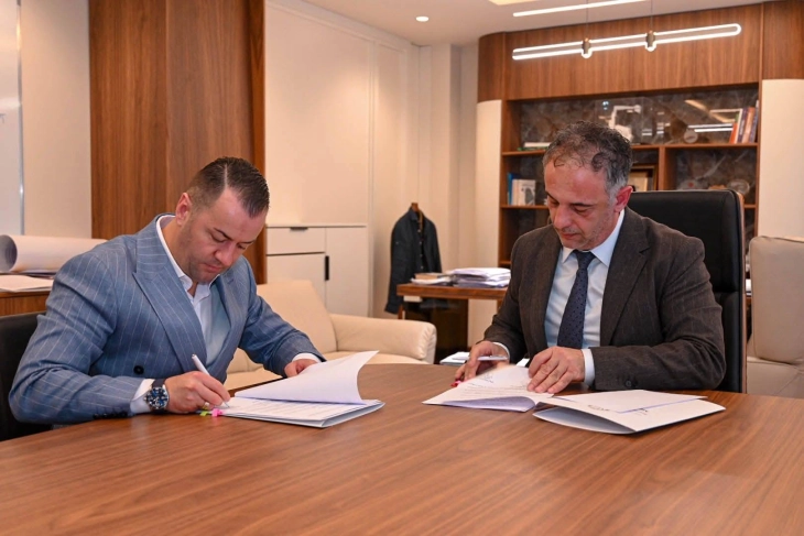 Стефковски и Алиу потпишаа договор за соработка за нова амбуланта во Автокоманда