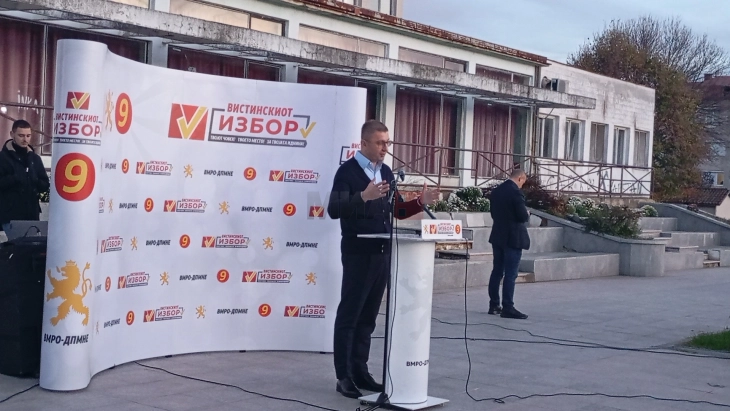 Мицкоски: В недела сите масовно да излеземе на гласање, затоа што додека седите дома, други одлучуваат за вашата иднина