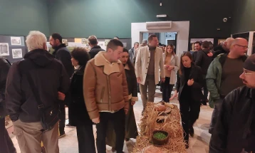 Во Прилепскиот музеј отворена уникатна изложба за неолитскиот локалитет Врбјанска Чука за првите земјоделци од Пелагонија