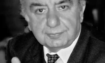 Ин мемориам: Почина охридскиот новинар и публицист Владимир Ангеличин - Жура