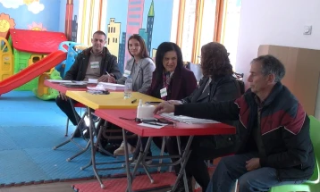 Без проблеми се одвива гласањето на Избирачкото место во штипскиот Затвор