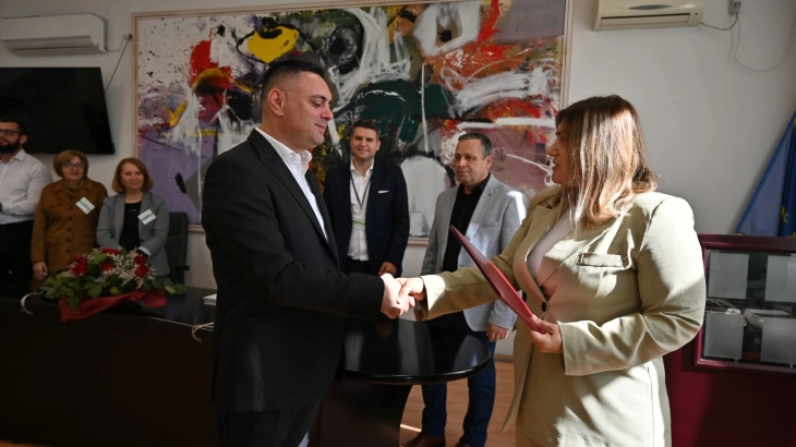 Во Кавадарци доделени уверенија за мандатите на градоначалникот и советниците во Совет на Општината 