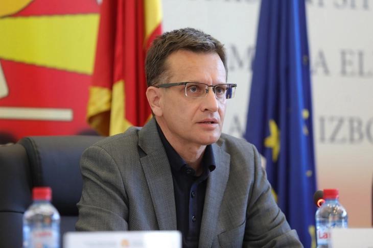 Кондарко: Гласањето тече во најдобар ред,  до девет часот одѕивот 2,88 проценти