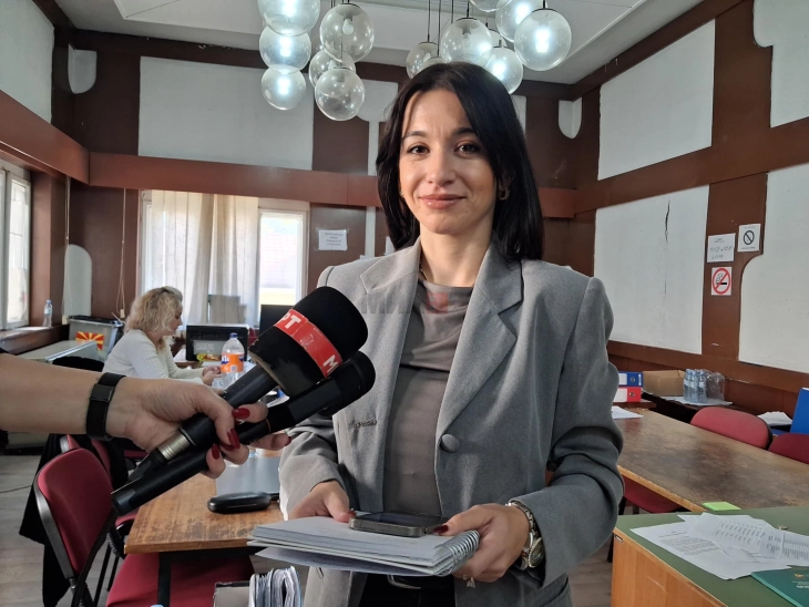 Dalja në Kumanovë deri në orën 13është  13,34 për qind