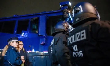 Билд: Германската полиција уапси 22-годишен Сириец кој планирал терористички напад во Берлин