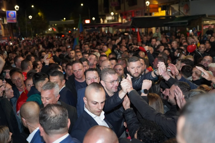 (Фото галерија) Мицкоски од Кичево: Кога желбата за правда и единство се посилни од криминалот и поделбите, тогаш се испишува историја!