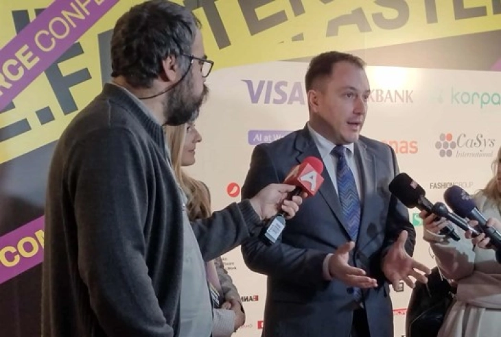 Andonovski: E mbështesim sektorin afarist dhe e-tregtinë