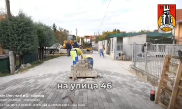 Продолжува партерното уредување во кумановската населба „Карпош“