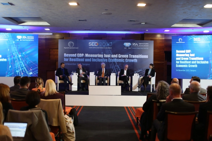 RCC sjell në Sarajevë akademikë për të diskutuar progresin 