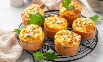 Mafina me kungulleshka dhe djathë parmixhano