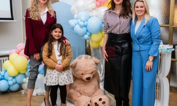 Претставена приспивната песна  „Нежни и слатки сништа“ на „Бекутан“ и Хана Хуљиќ Грашо