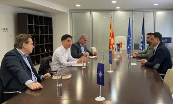 Директорот на Дирекцијата за ТИРЗ на средба со компанијата Hyundai Corporation Holdings