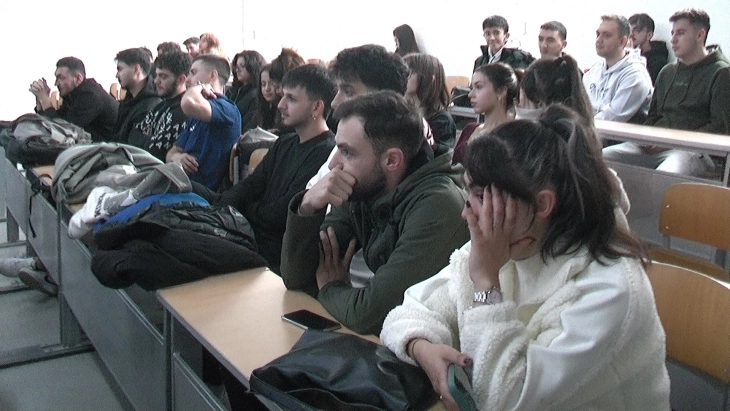 Студенти од Турција на средба со претставници од СВР-Штип за навремено добивање дозволи за престој