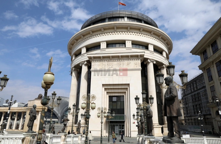 Обвинителството бара притвор за скопјанец осомничен за разбојничка кражба, провалил во куќа и украл над 1.500 евра