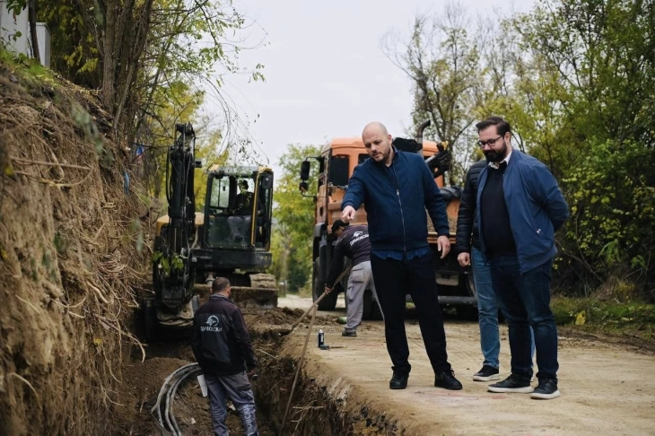 Костовски изврши увид во изградбата на потпорен ѕид во Радишани