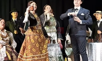 Во Крива Паланка се одржа целовечерен концерт на ансамблот „Македонија