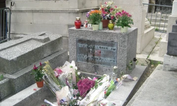 Лотарија за гробно место до познати личности во Париз