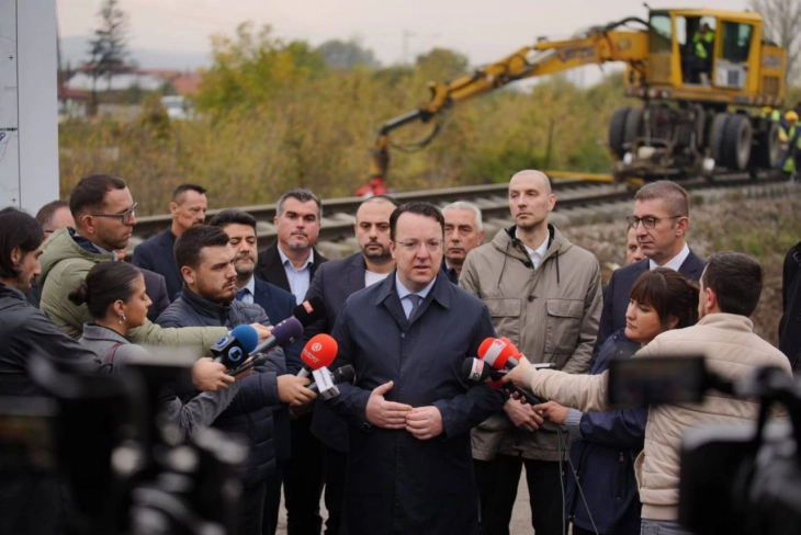 Николоски: Градски воз станува реалност, почнаа работите за првата линија од Зелениково преку Драчево, Лисиче, Кисела Вода до Нова железничка станица