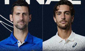 Мусети спаси меч-топка за финале против Ѓоковиќ во Атина